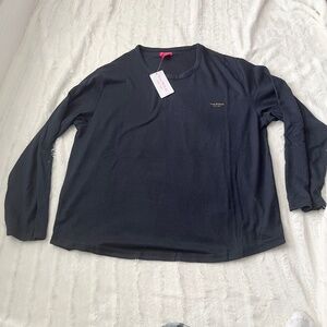 Isaac Mizrahi Women’s long sleeve T-shirt